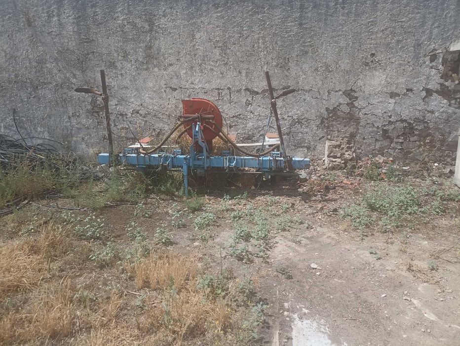 Semeador de linhas para girassol