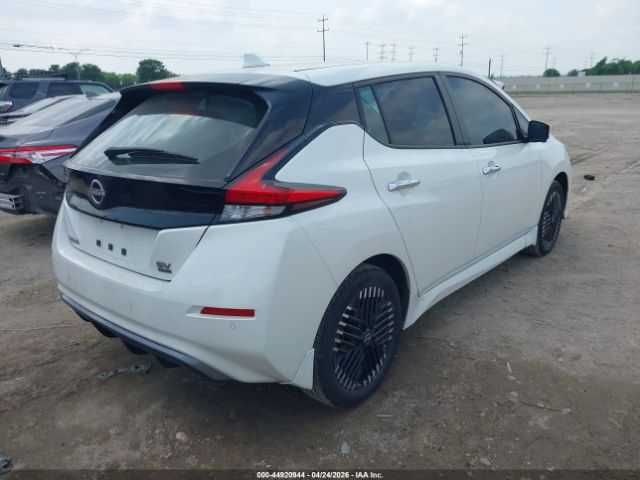 2024 Nissan Leaf