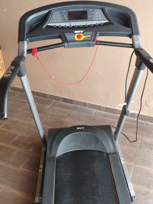 Passadeira elétrica Newfit com inclinação – usada