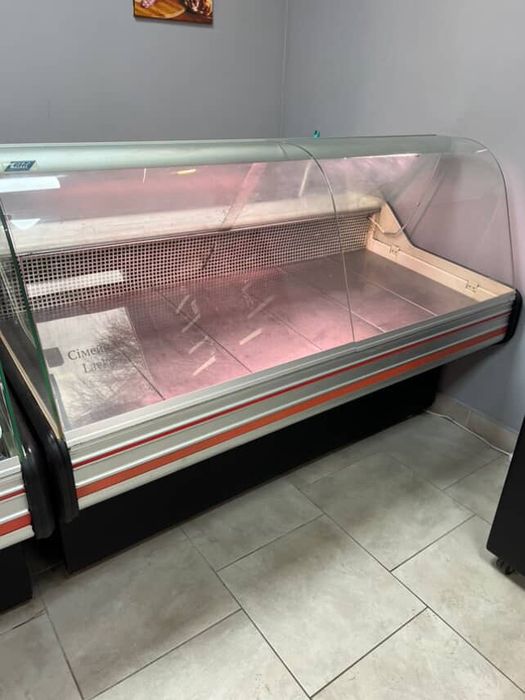 Продам холодильні вітрини
