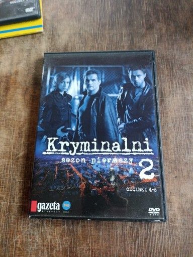 Serial: Kryminalni, sezon 1, płyta 2, odc. 4 i 5, dvd