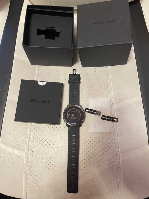 Smartwatch pulsometr POLAR GRIT X PRO Black DLC