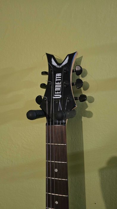 Gitara elektryczna DEAN VENDETTA 1.0