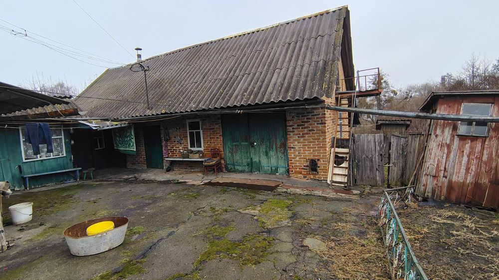 Будинок в Іванкові