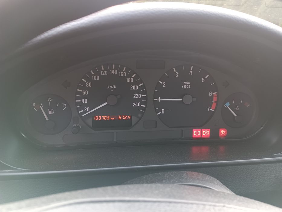 BMW E 36 compact 1.6 możliwość zmiany na lawete przyczepę dmc 2t