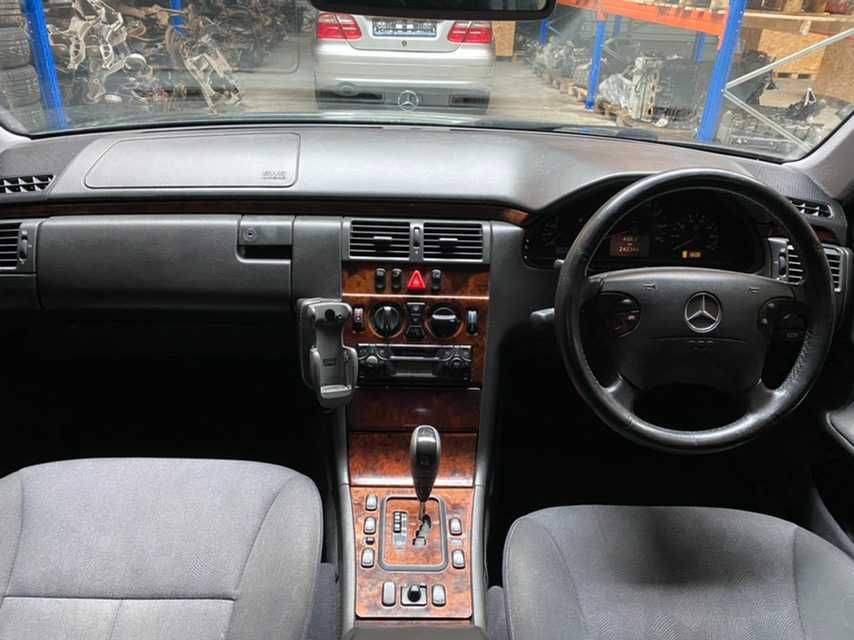 Бампер+капот+фара+крило Mercedes  w211 210 двигун+кпп 202 208