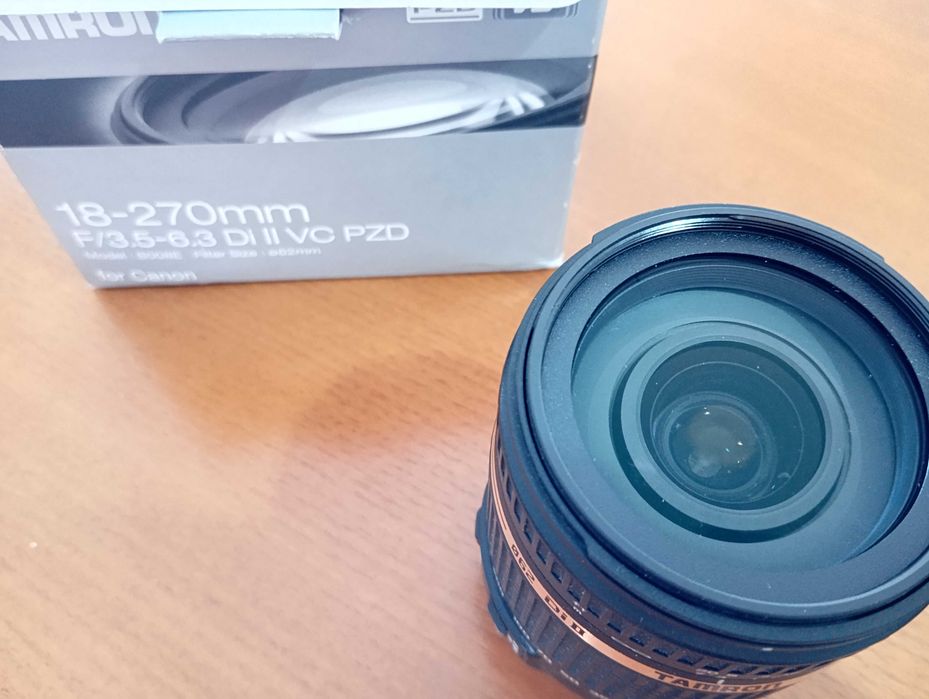 Conjunto Máquina Fotográfica e lentes