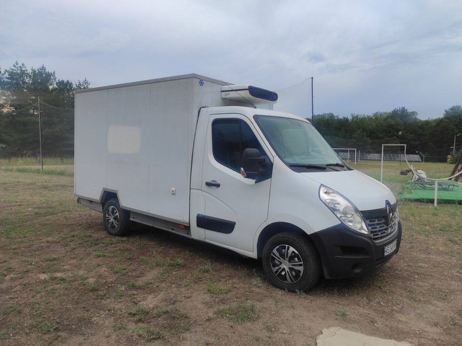 Renault master 2015 года