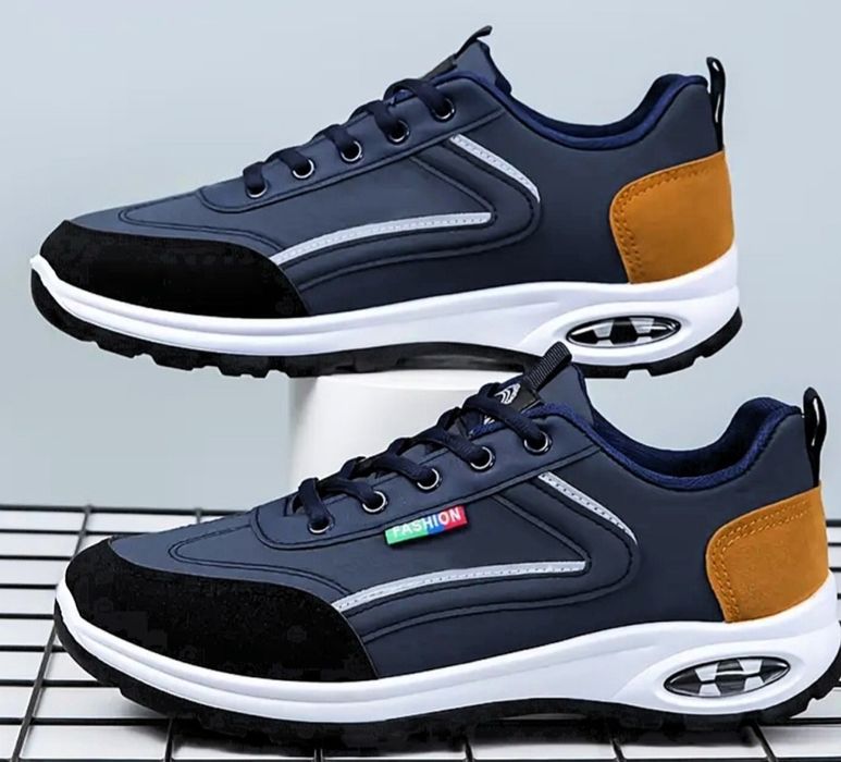 Кроссовки для спорта и повседневной носки 43 размер
Продам крос