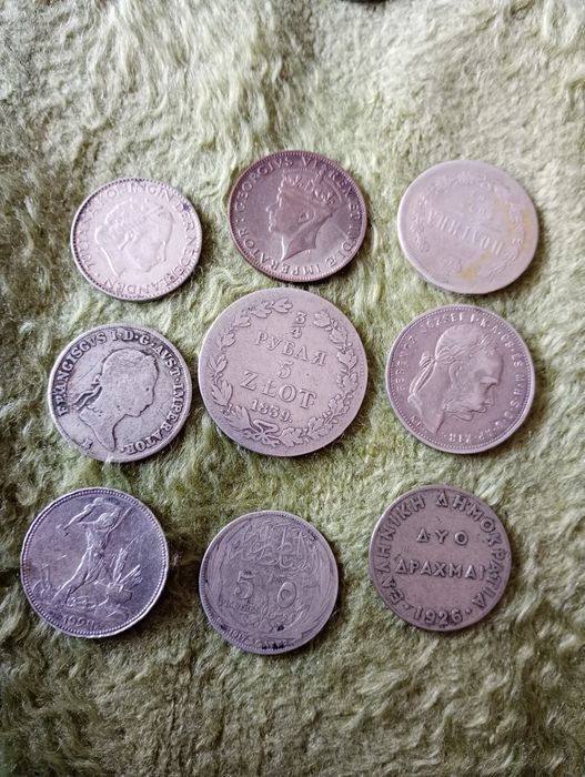 Монеты серебряные