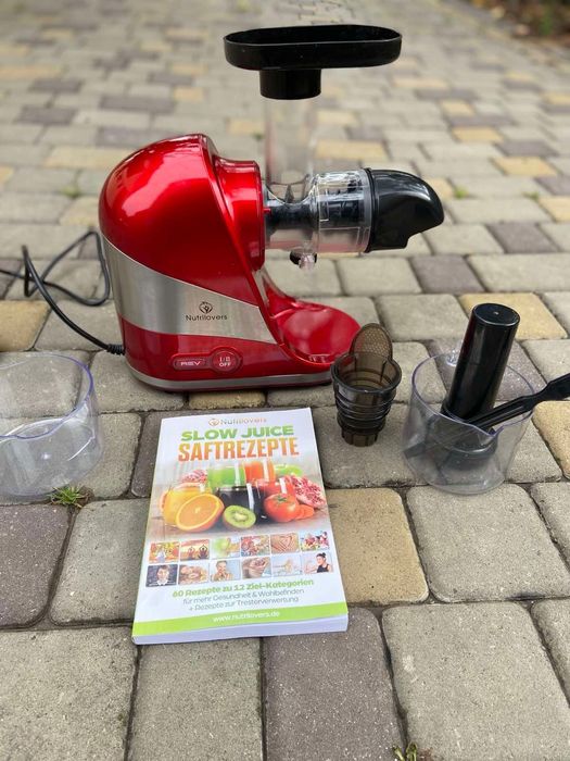 Соковитискач Amzchef, Princess