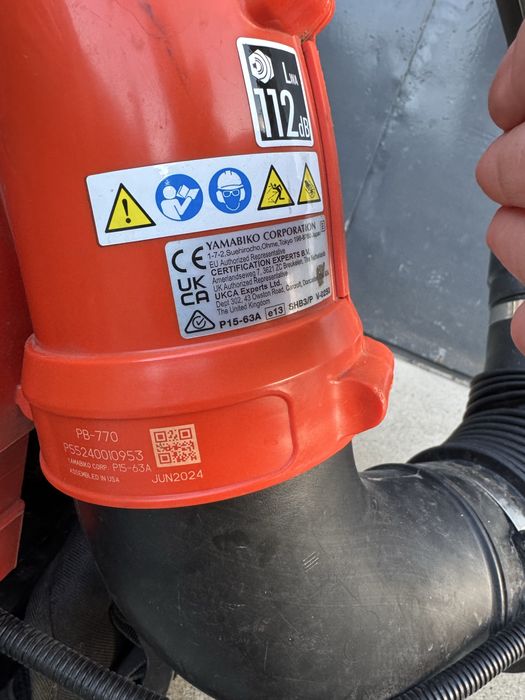 Професійна бензинова ранцева повітродувка Echo pb-770