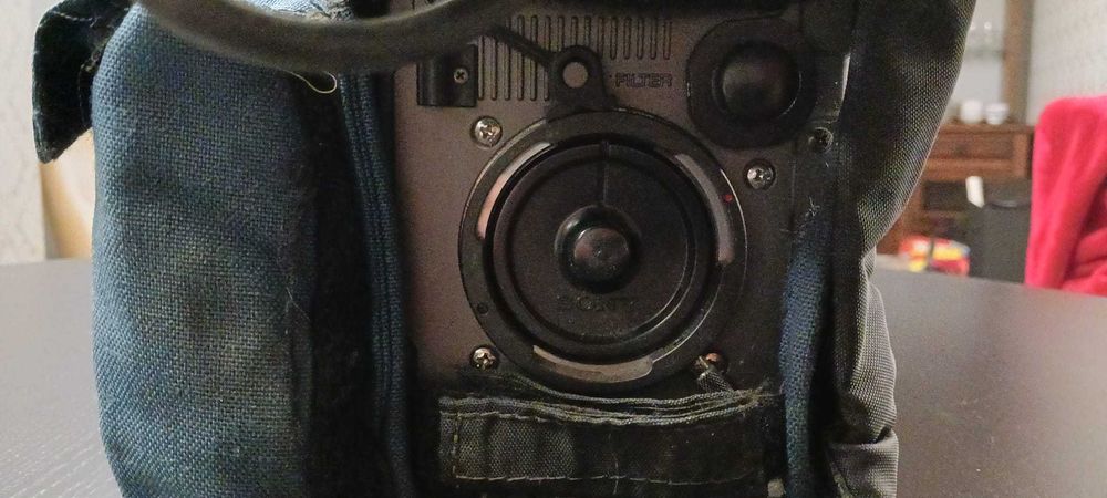 Máquina de Filmar SONY DVCAM DSR 300P