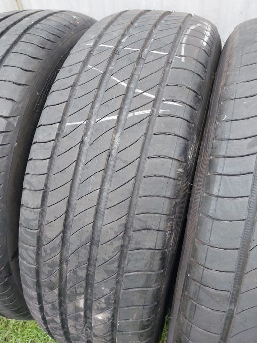 Opony letnie Michelin 215/65 r17 dot20 super stan