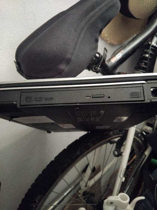 Portátil Acer Aspire 3680