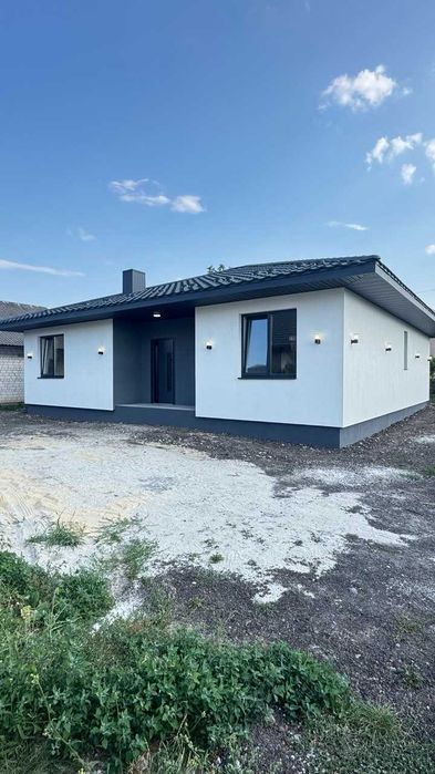 Новий будинок у центрі Зорі | 118 м² | тепла підлога | гараж