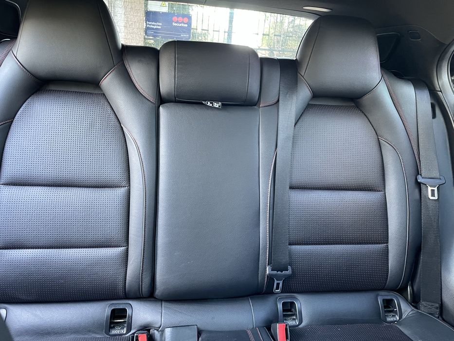 Mercedes A200 AMG CDI Teto de Abrir Automatico-7 Harmon Kardon & Pele