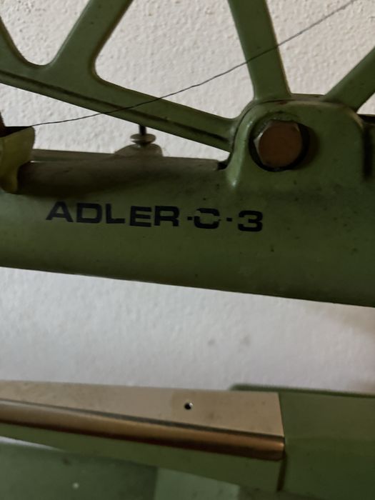 Maquina costura sapateiro ADLER