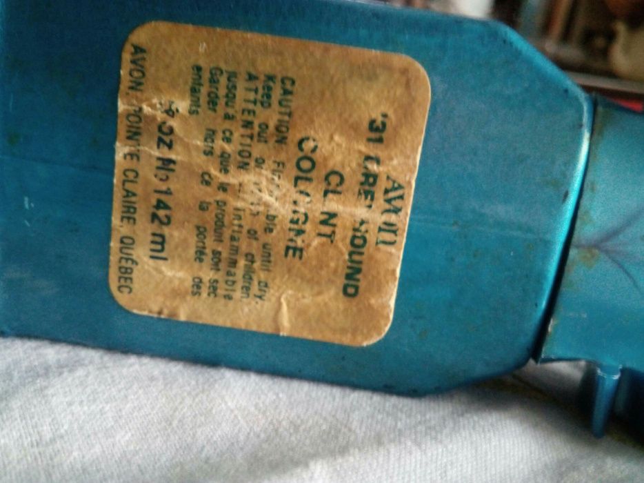 Frascos antigos da Avon