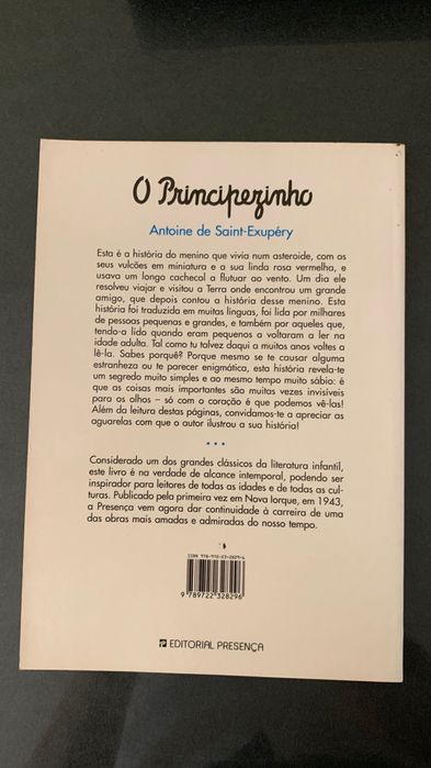 Livro “O principezinho” de Antoine de Saint-Exupéry
