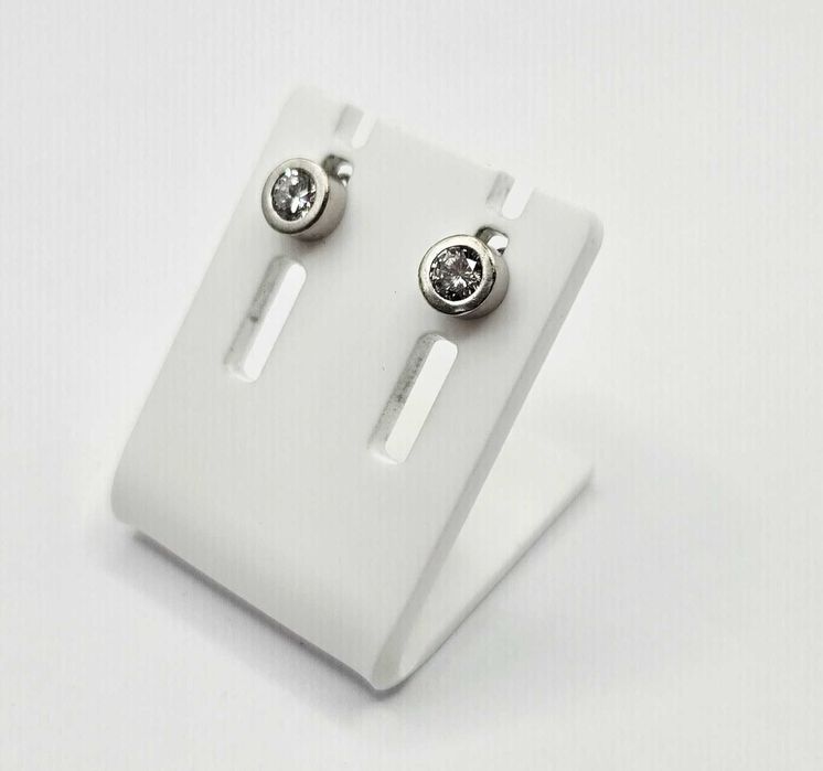 Kolczyki Złote z Brylantem 0,5ct  750 waga 3,17gr