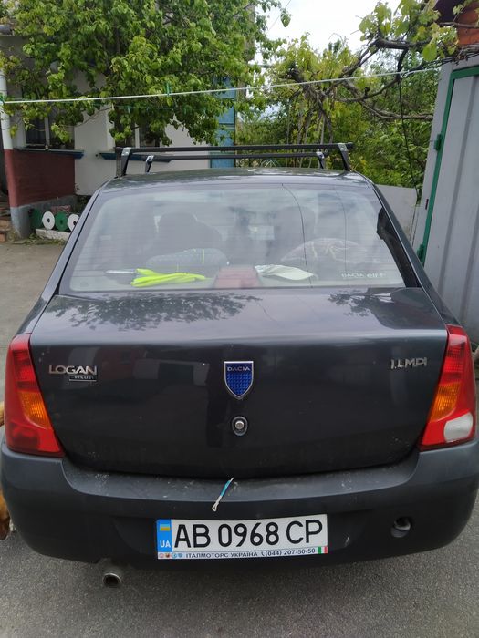 Автомобиль Дача Логан.