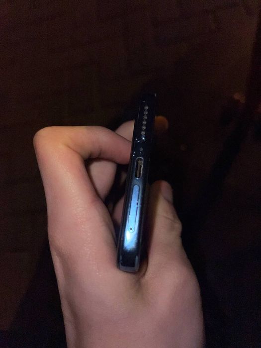 Продам поко x4 pro