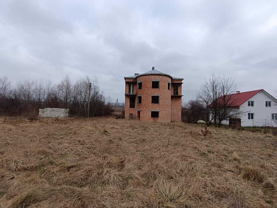 Продаж великого 3-х поверхового будинку, с. Лішня, 3км. до Дрогобича!