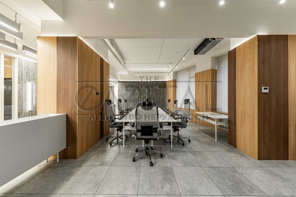 Оренда автономного офісу  250 м² у ЖК A52  вул. Січових Стрільців 44-А