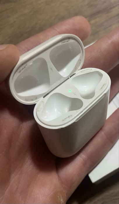Навушники Airpods 2 покоління (ціна- разом. можна окремо)