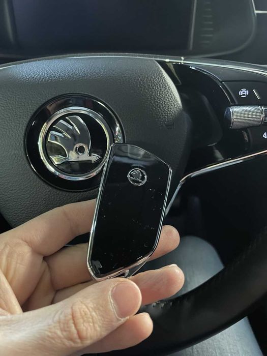 продам ключ skoda octavia a8