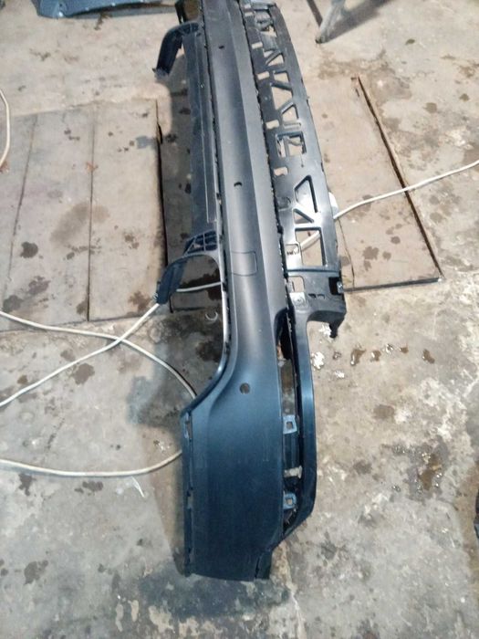 Середина заднего бампера Порше Каен (Porsche Cayenne