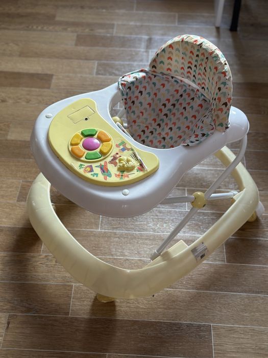 Ходунки дитячі