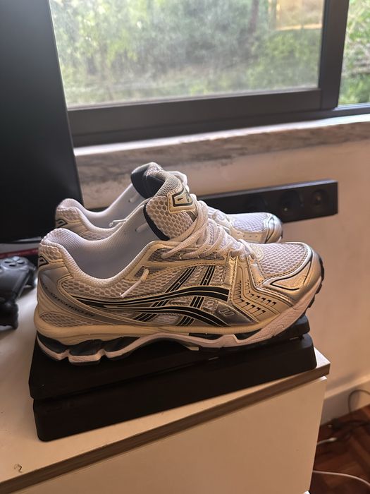Asics gel Kayano 14 silver blue