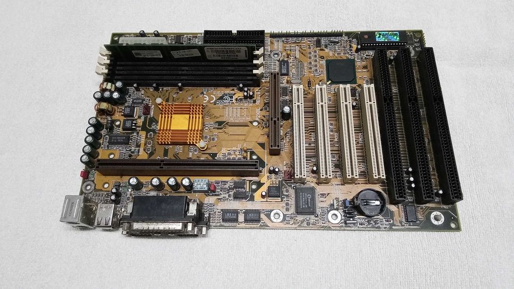 Motherboard DFI  P2XBL para Pentium II/III 440BX