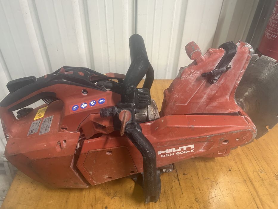 Maquina Hilti DSH 600 - X Rebarbadeira a gasolina
