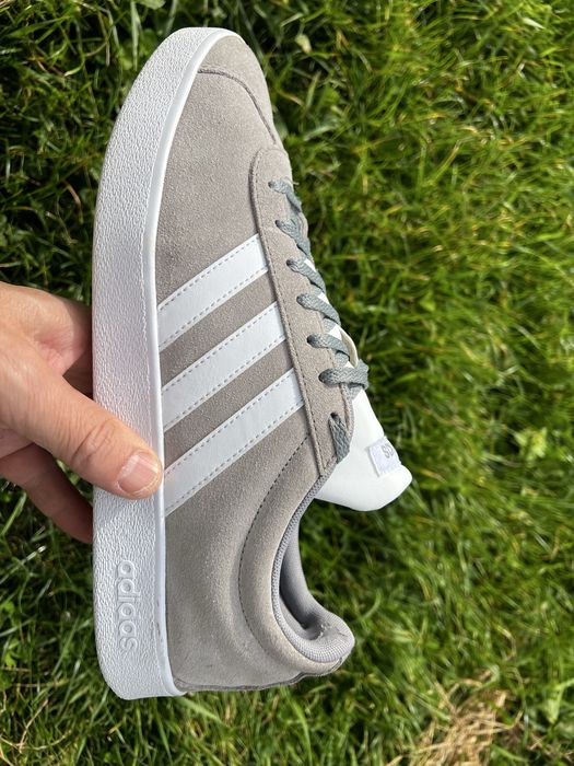 Кросівки  Adidas VL Court 43