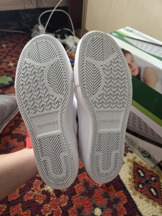 buty marki Converse 38r.