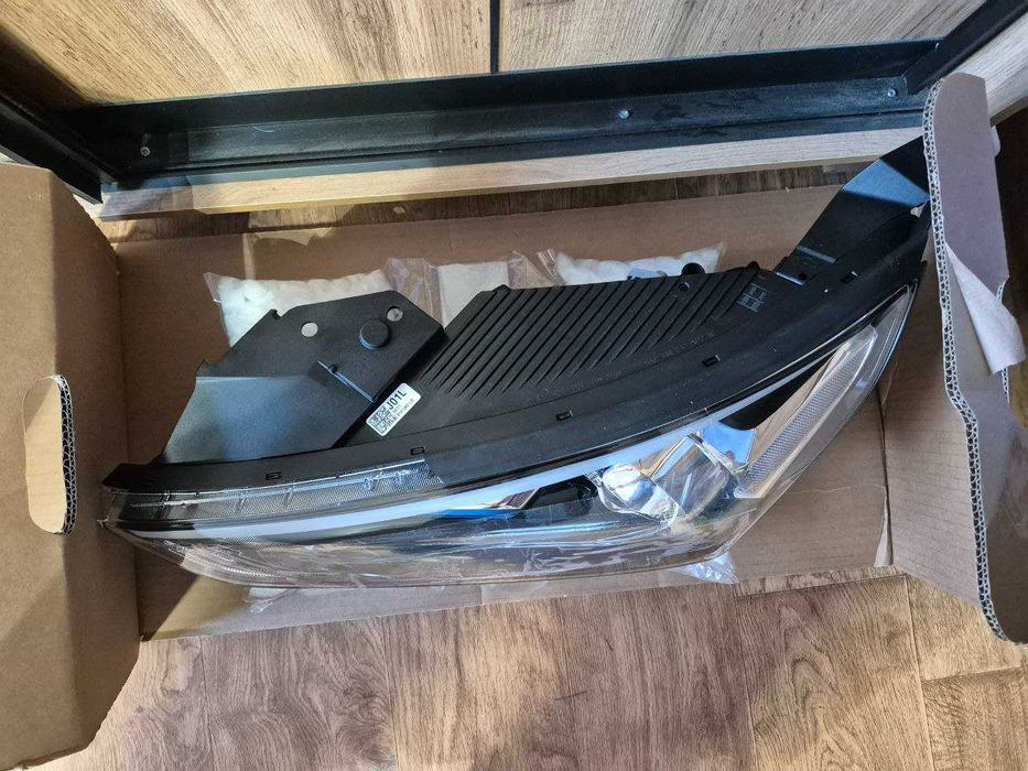 Фари Hyundai Ioniq Hybrid (Нові,оригінал, під замовлення з Кореї)