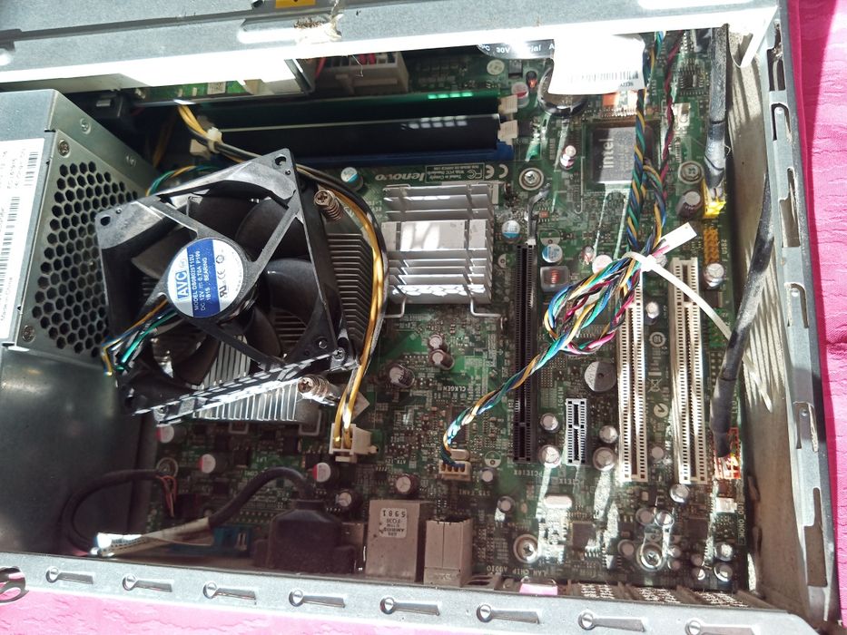 Lenovo ThinkCentre M70e  Міні пк