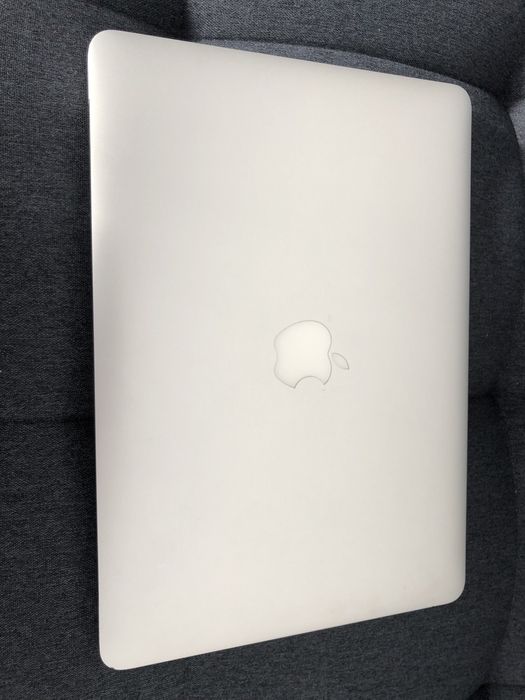 Macbook AIR 1466 13,3”