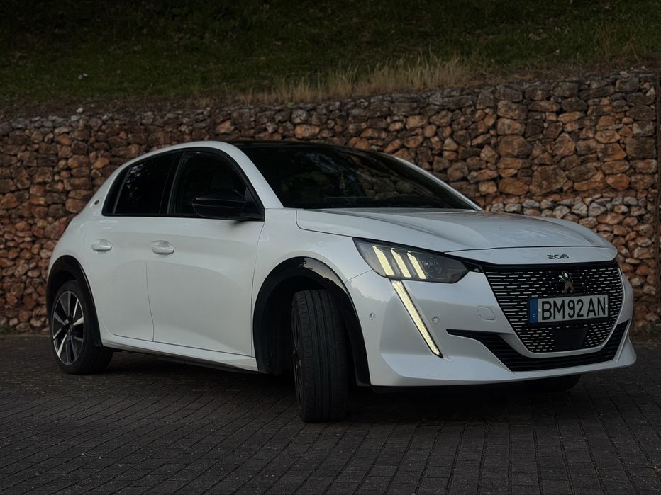 Peugeot e208 GT Full extras