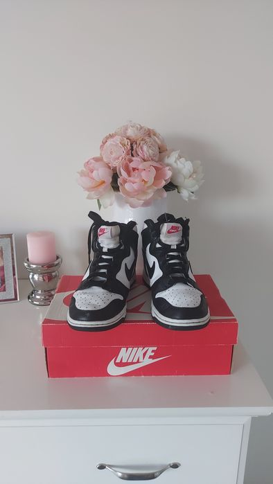 Nike Dunk High Panda