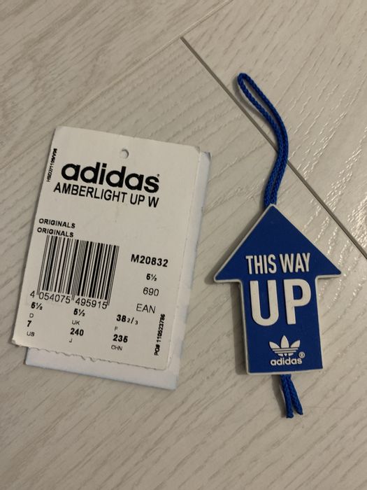 Adidas кросівки 38-39