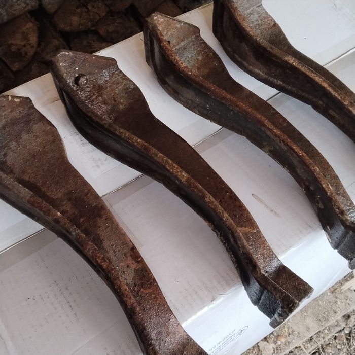 Чугунниє ноги для буржуйки