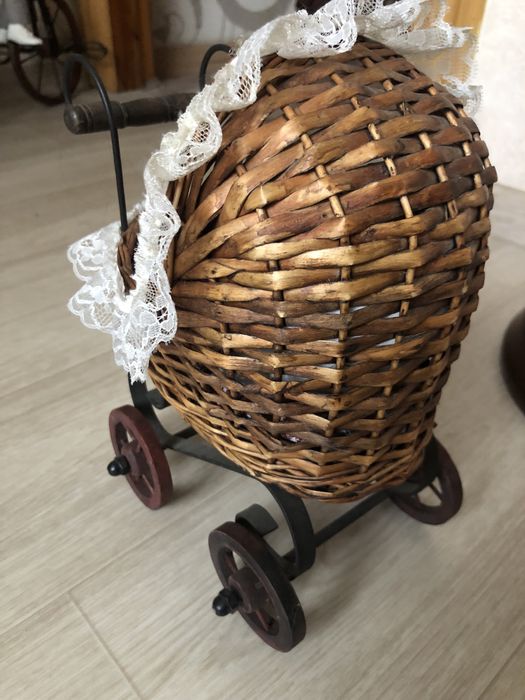 Кукла в коляске Германия