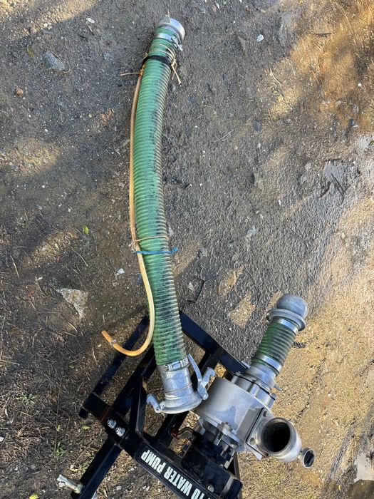 Bomba de agua para trator