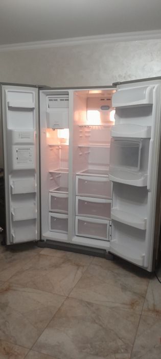Продам холодильник