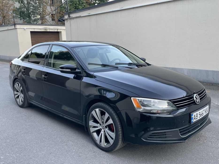Продам VW JETTA 2011 2.5 газ / бензин