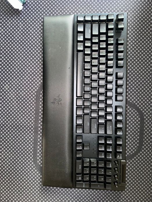Teclado RAZER BLACKWIDOW V4